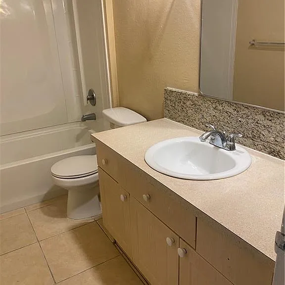 2702 Robin Ave S — Photo 12