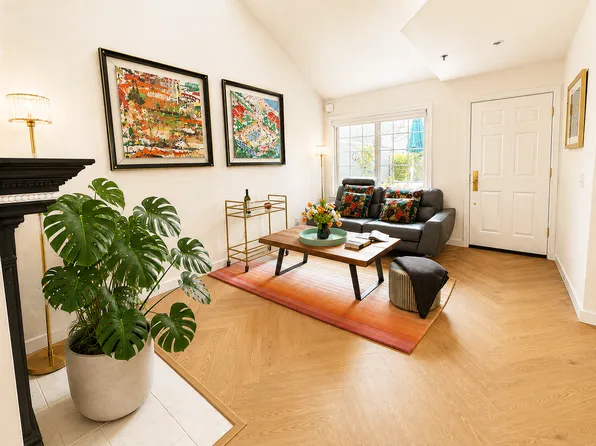 1110 Brittany Ln, Daly City, CA 94014