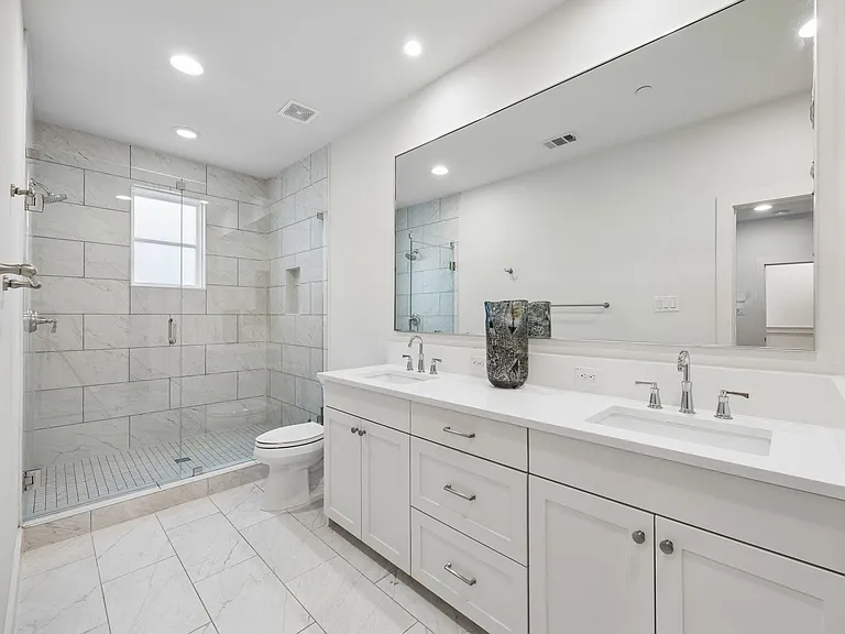 2715 Kimsey Dr #102 — Photo 7