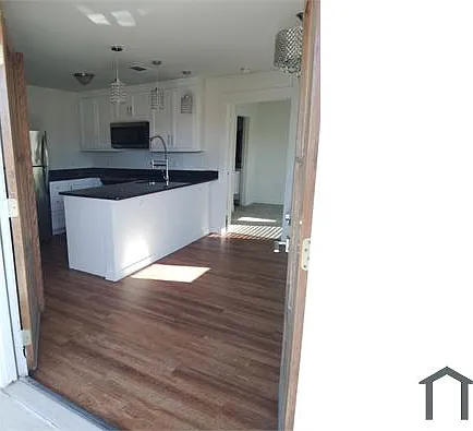 1 bed, 414 sqft, $1,285 — Photo 2