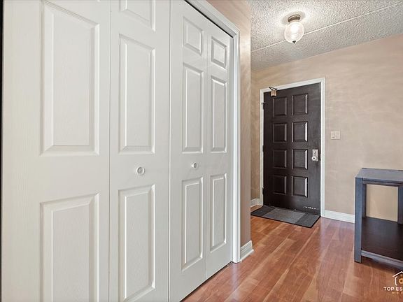 3rd image of 9357 Landings Ln Unit 201