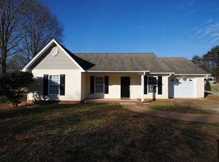 920 Dize Dr, Winston Salem, NC 27107