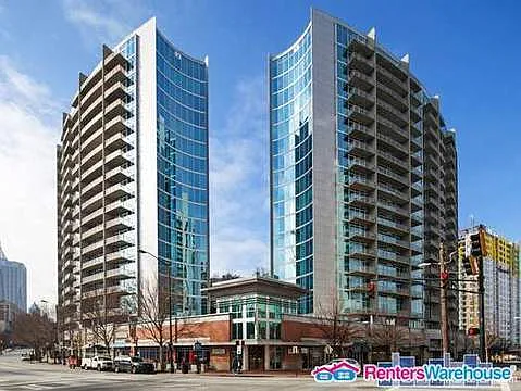 44 Peachtree Pl NW