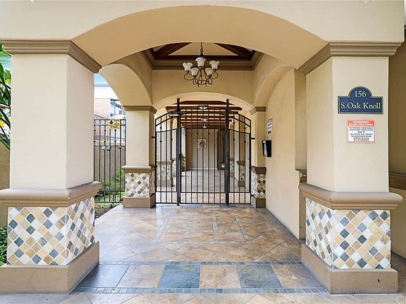 4th image of 156 S Oak Knoll Ave APT 104