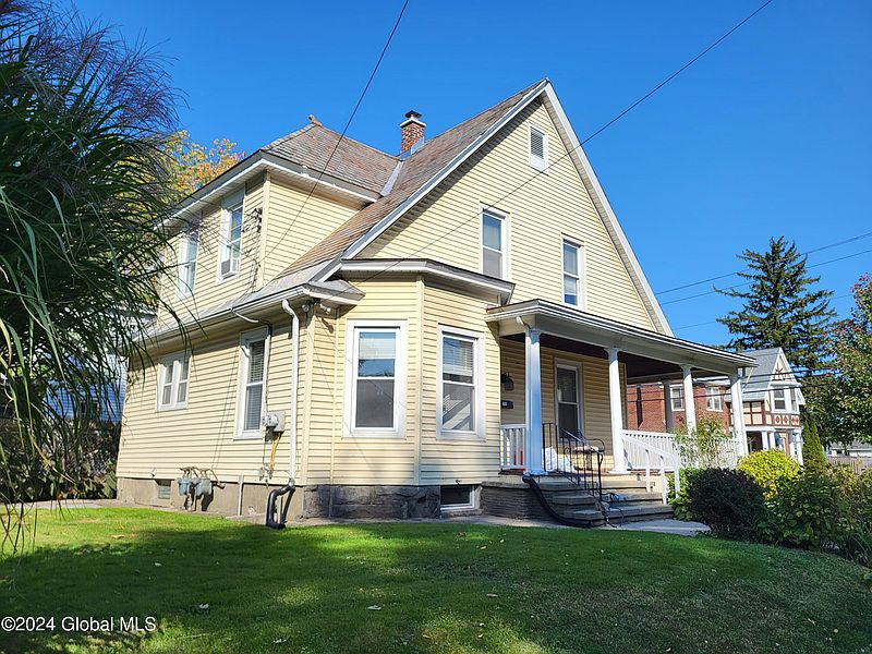 4th image of 51 Sacandaga Road
