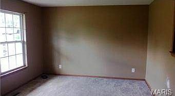 3rd image of 837 Sommerset Dr