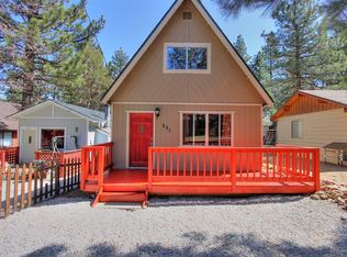 251 Moreno Ln, Sugarloaf, CA 92386