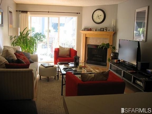 2nd image of 375 Mandarin Dr APT 209