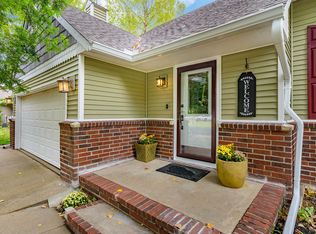 414 N Greenvalley Dr, Andover, KS 67002
