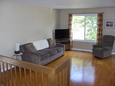 4th image of 0N662 Essex Ln #3