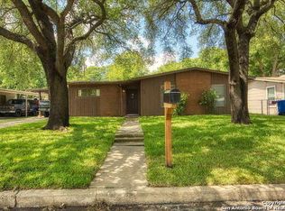 903 Dodic St, San Antonio, TX 78221