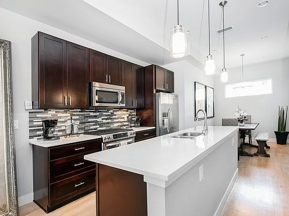 5th image of 3295 W 17th Ave