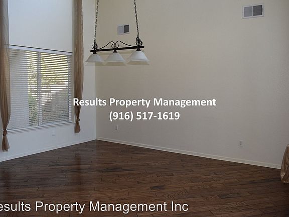 3rd image of 1424 Redwood Dr