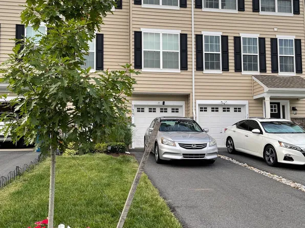 1427 Carrick Ct, Middletown, DE 19709