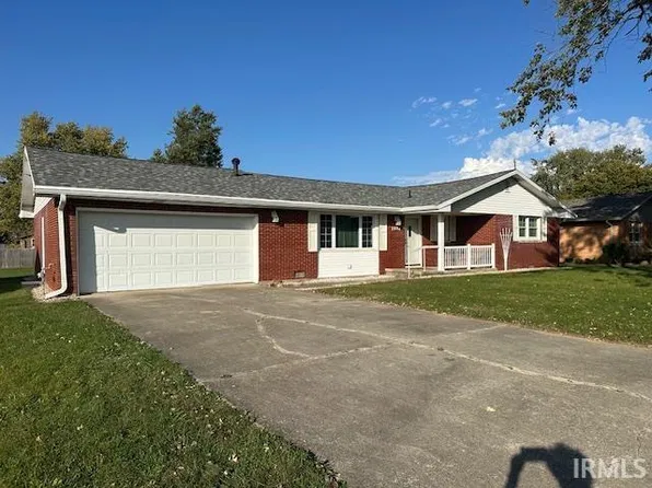 2904 E Royerton Rd, Muncie, IN 47303