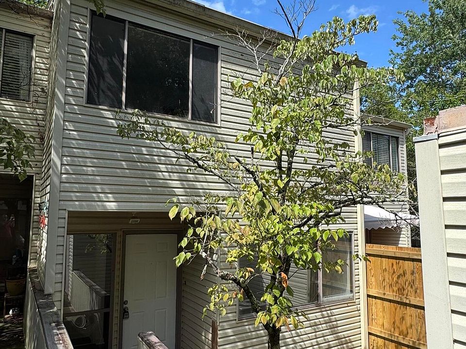 1st image of 711 Idlewood Ln