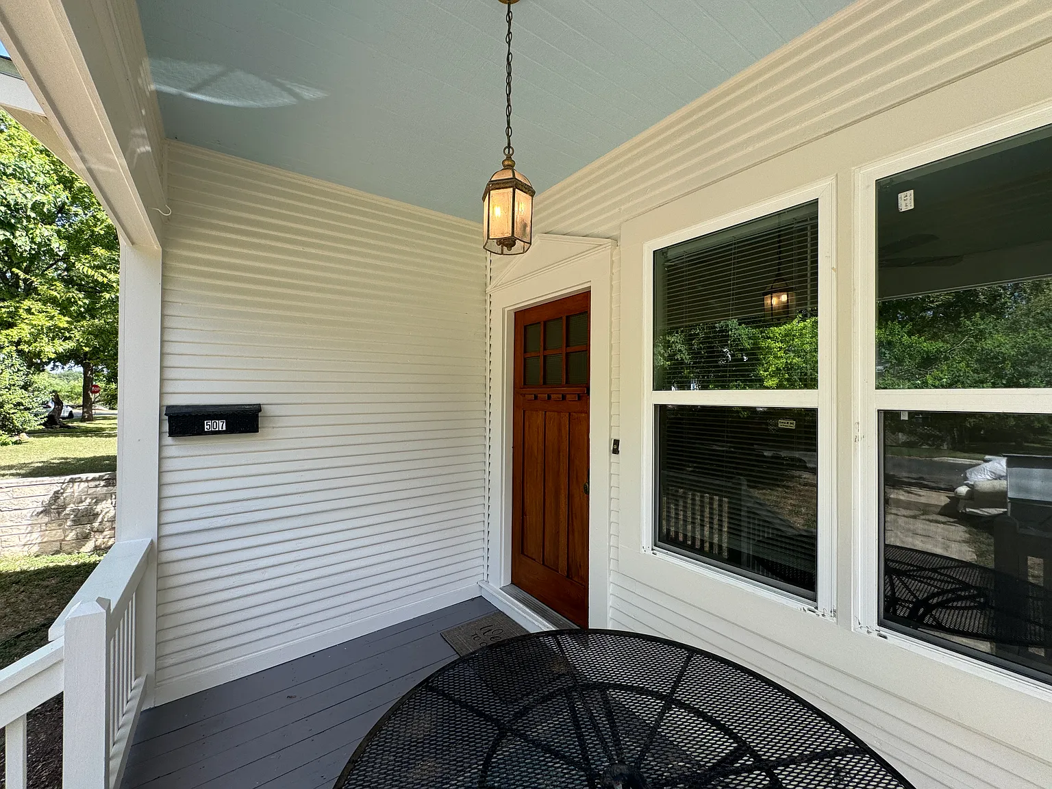3 bed, 2210 sqft, $3,795 — Photo 2