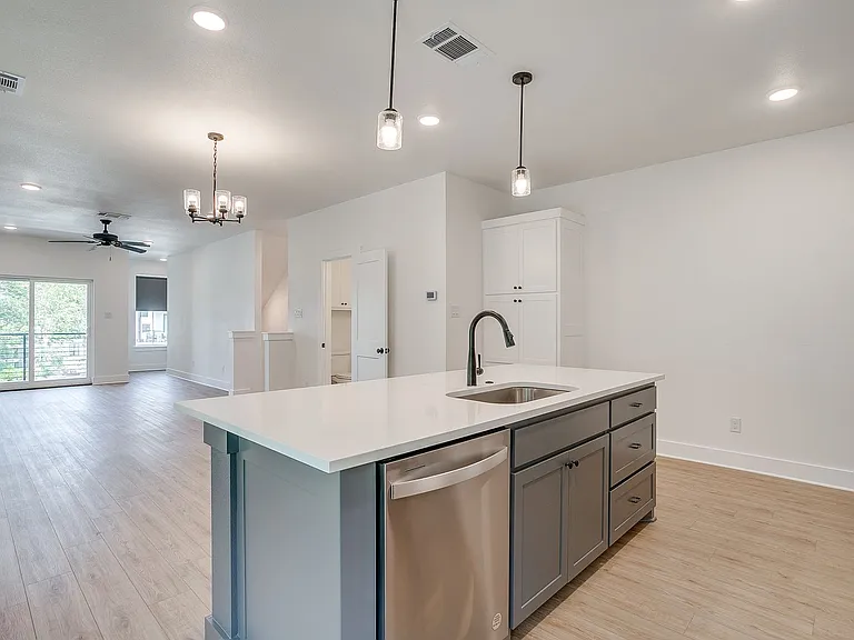 2341 Benbrook Blvd — Photo 59