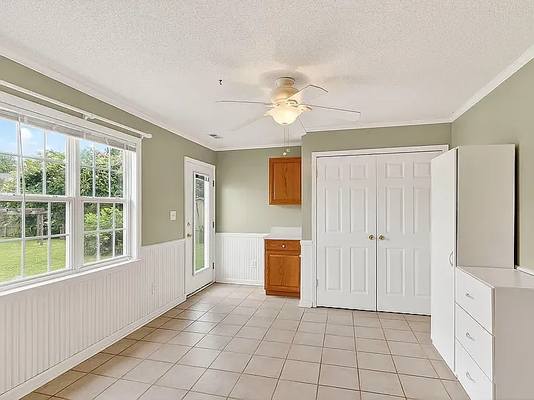 632 Waterford Dr — Photo 22