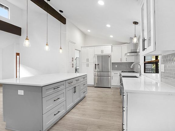 3rd image of 13174 93rd Ave NE