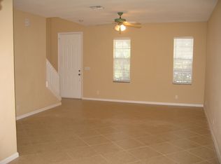 2526 SE Pineland Dr, Port Saint Lucie, FL 34952
