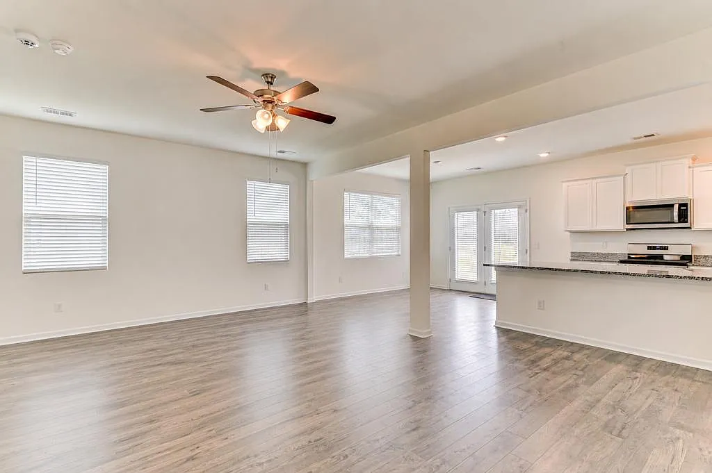 2101 Saltwater Bnd — Photo 2