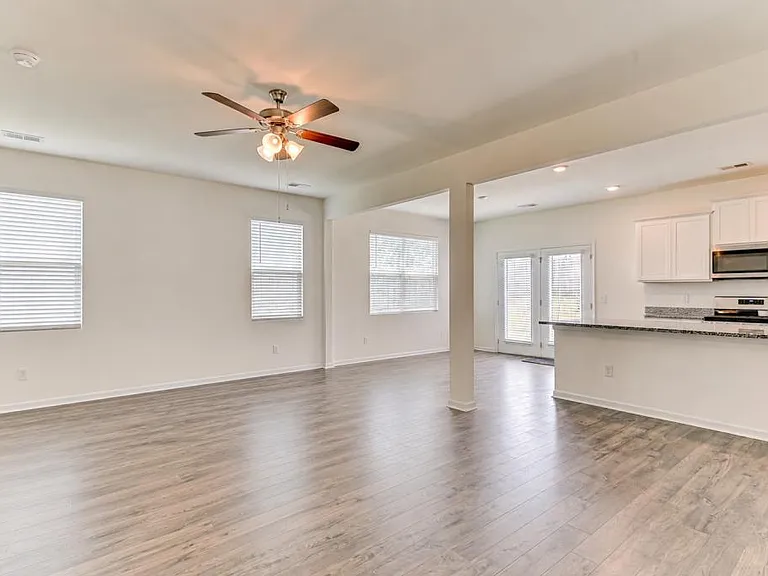 2101 Saltwater Bnd — Photo 2