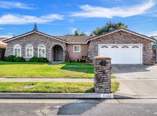 5306 N Carlsbad Ave, Fresno, CA