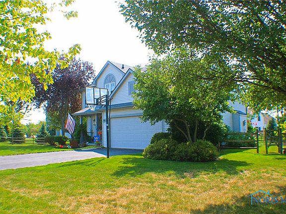 4th image of 572 Streamview Dr