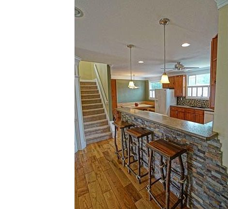 5th image of 3015 Brookdale Ave