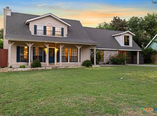 208 Skytrail Dr, New Braunfels, TX 78130