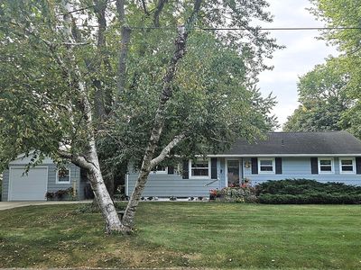 1124 Steinmann St, Dixon, IL, 61021