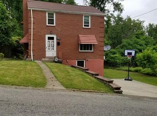 8625 Oakcrest Rd, Pittsburgh, PA 15235