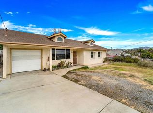221 W Indian Rock Rd, Vista, CA 92083