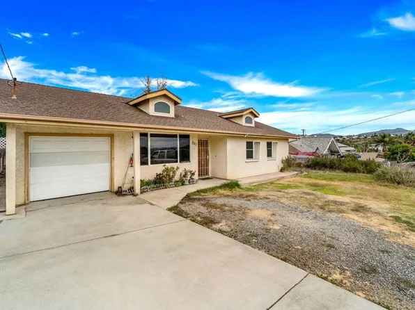 221 W Indian Rock Rd, Vista, CA 92083
