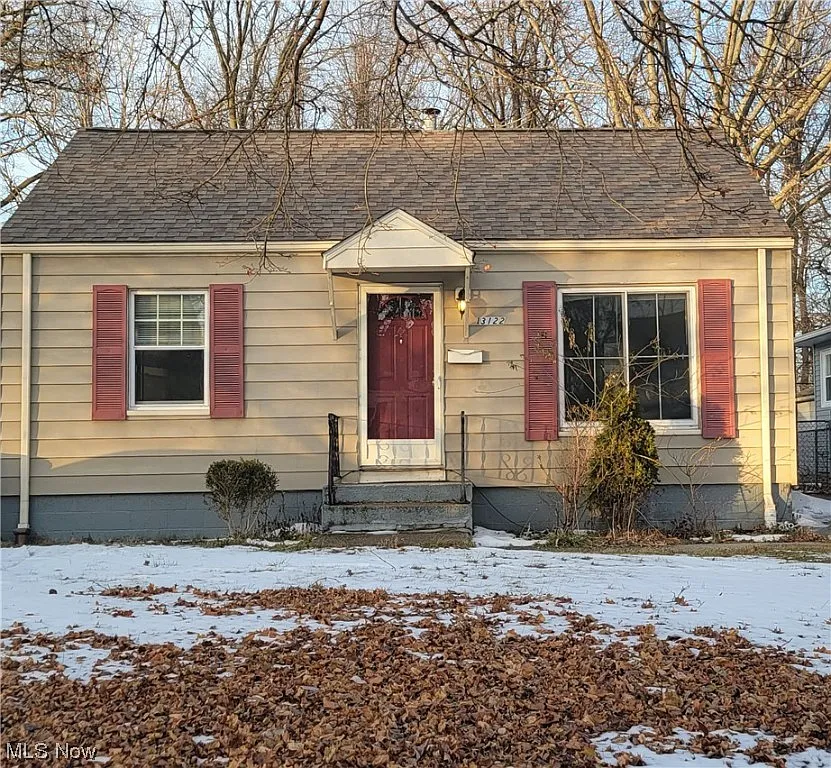 13122 Liberty Ave photo 1