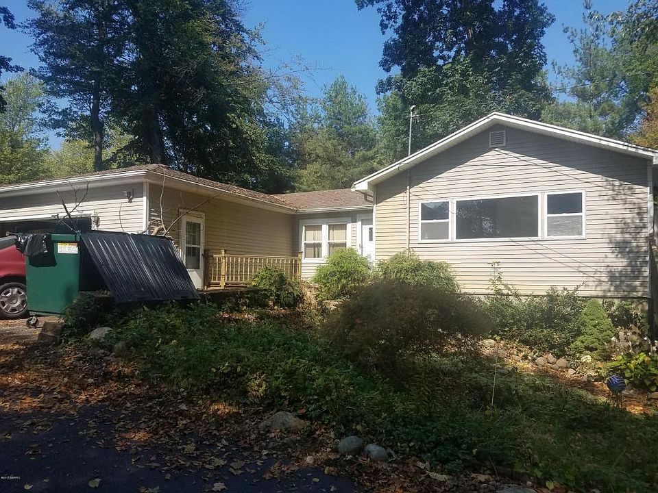 1st image of 6898 Wildwood Park
