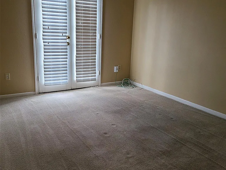14389 Misty Meadow Ln — Photo 13