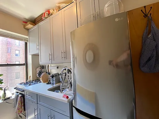 Rented by Mdays Realty | media 38