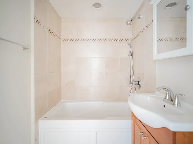 Updated Bathroom - #305
