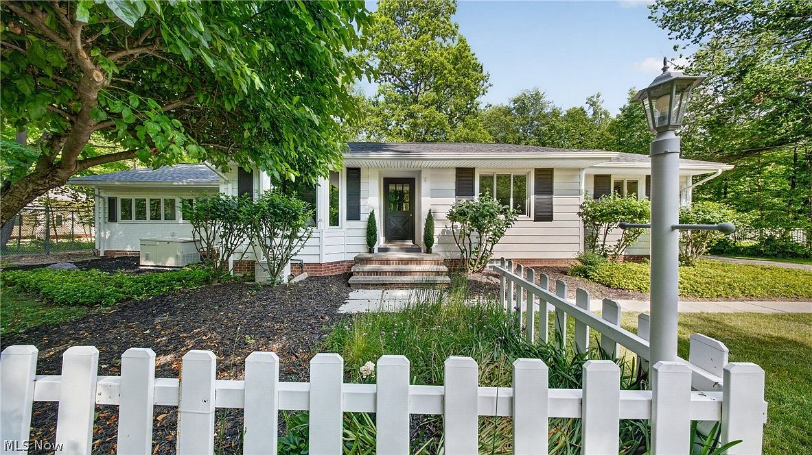 3909 Brainard Rd, Beachwood, OH 44122 | Zillow