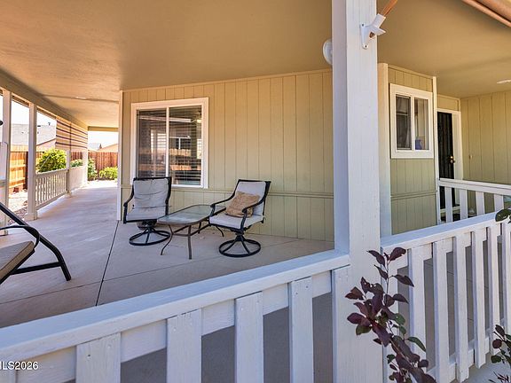 3rd image of 806 Karry Way