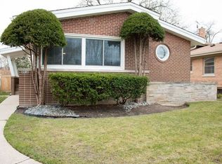 8938 Forestview Rd, Evanston, IL 60203