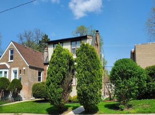 9139 S Chappel Ave, Chicago, IL 60617