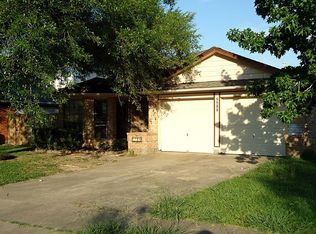 2211 Secretariet Dr, Stafford, TX 77477