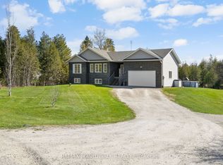 661 Pinery Rd, Montague, ON K7A4S7