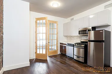 Rented by aptsandlofts.com