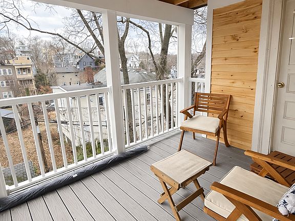 screened in porch