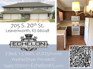 705 S 20th St, Leavenworth, KS 66048