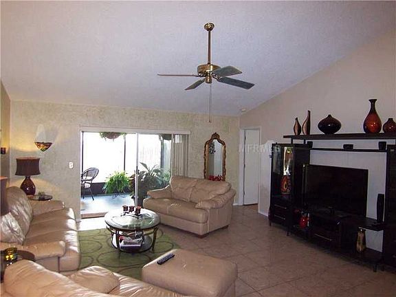 5th image of 8601 Thimbleberry Ln